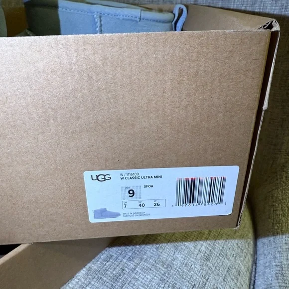NWG UGG Classic Ultra Mini in Seafoam - Picture 6 of 8